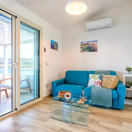 Sardinia Re - Bay Terrace Apartmán Porto Conte