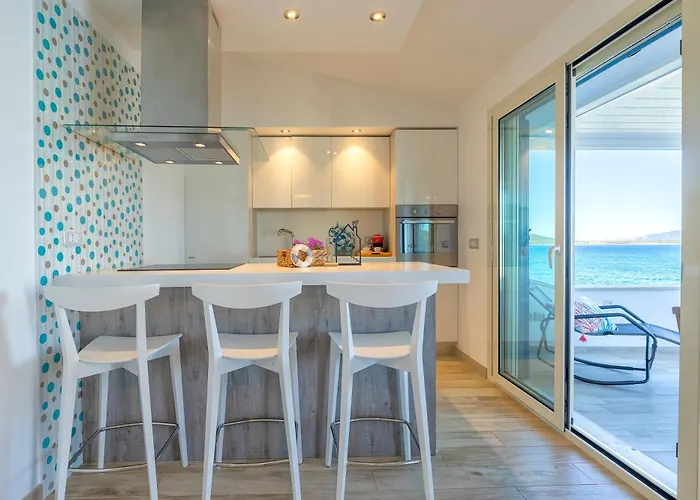 Apartment Sardinia Re - Bay Terrace Porto Conte